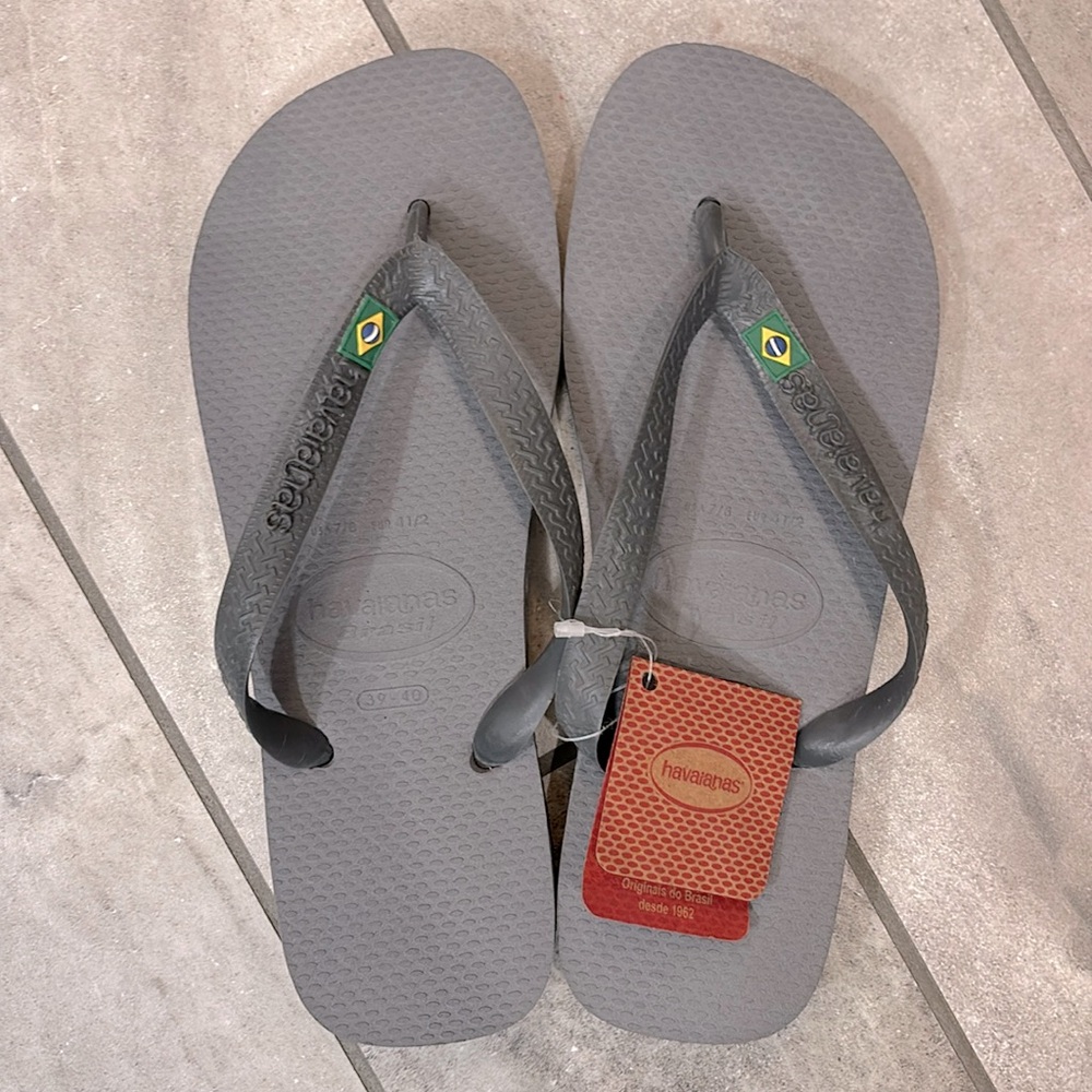 Havaiana’s flip flops